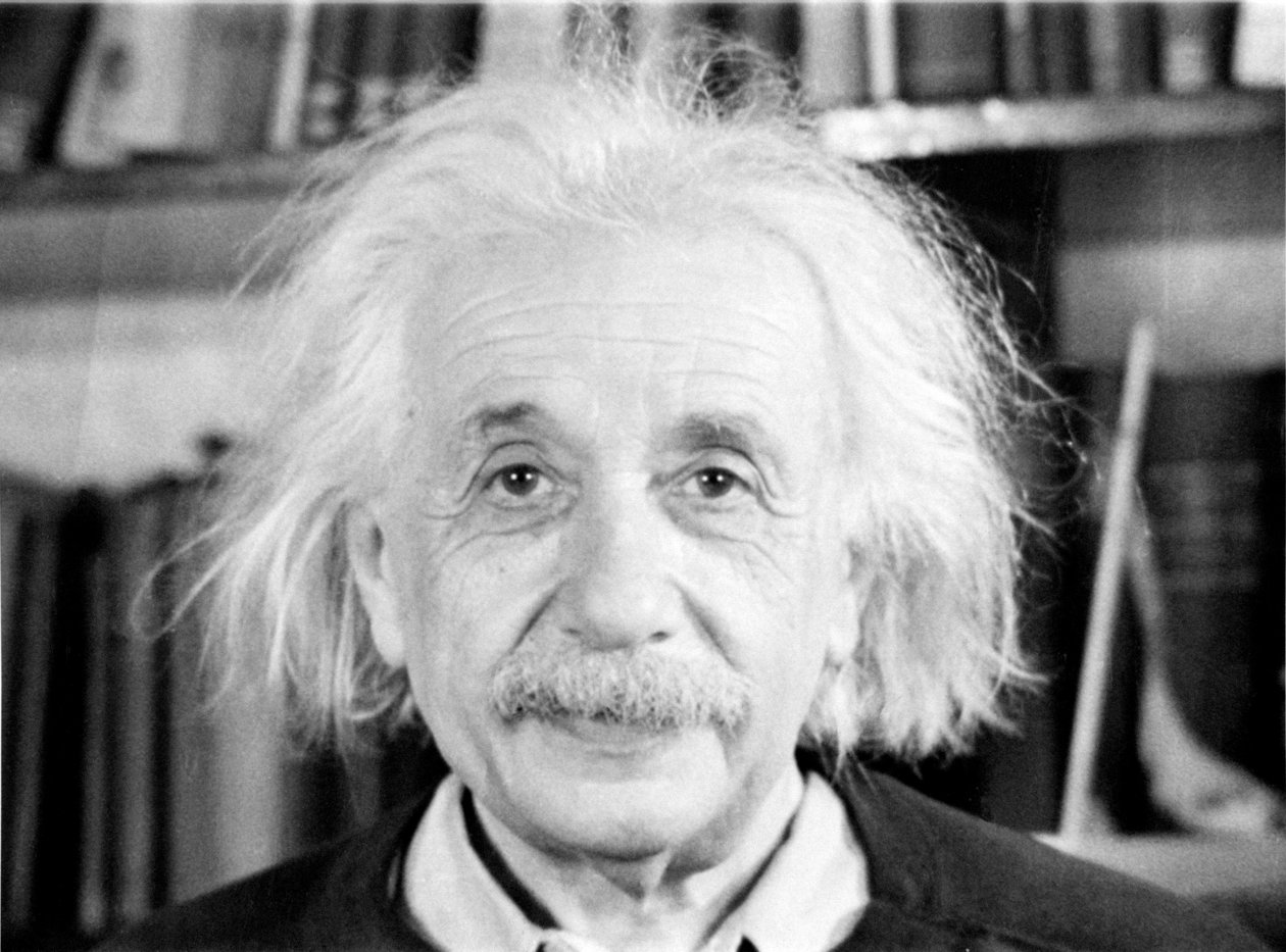 "ATOM FİZİKLERİ" BELGESEL FİLMİNDEN BİR DİZİ: BİLİM bilimci ALBERT EINSTEIN - 1948 - IX. VENEDİK ULUSLARARASI FİLM FESTİVALİ - by Unknown