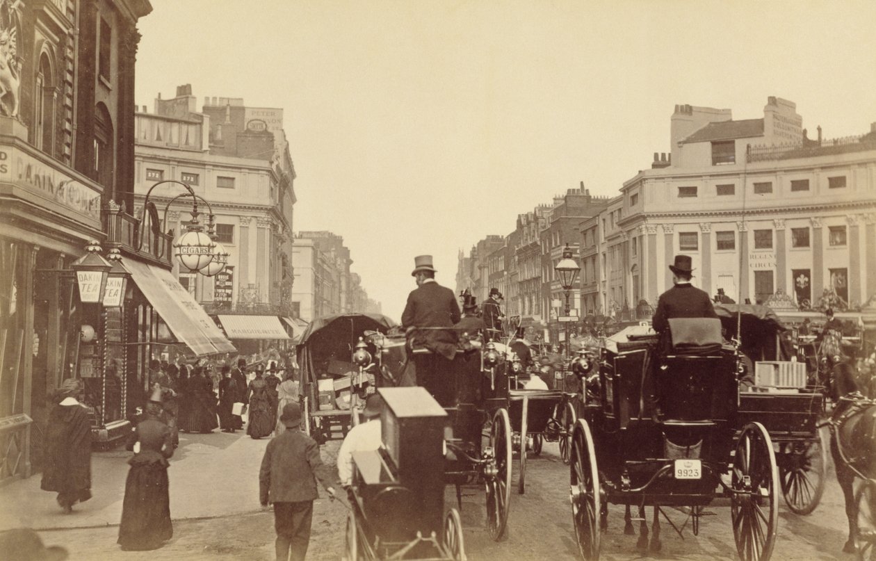 Regent Circus, Londra, 1880 dolayları (sepya fotoğrafı) by Unknown
