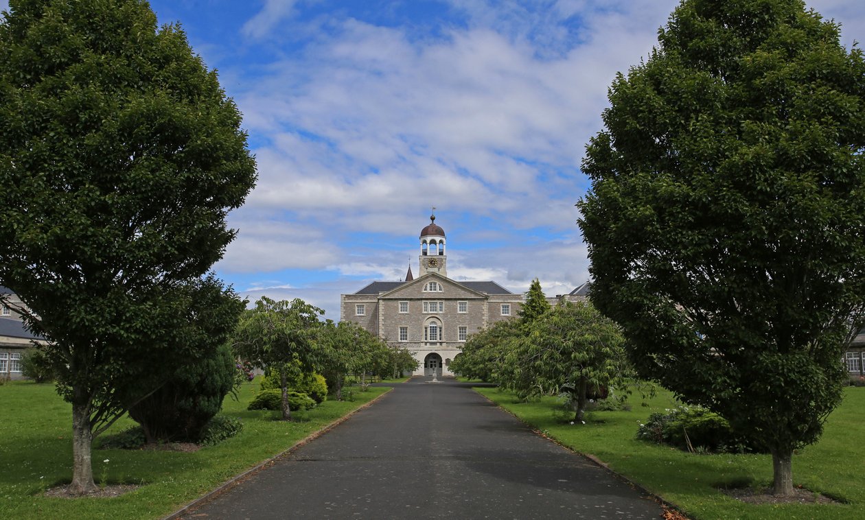 Eski Kraliyet Donanma Hastanesi, Plymouth