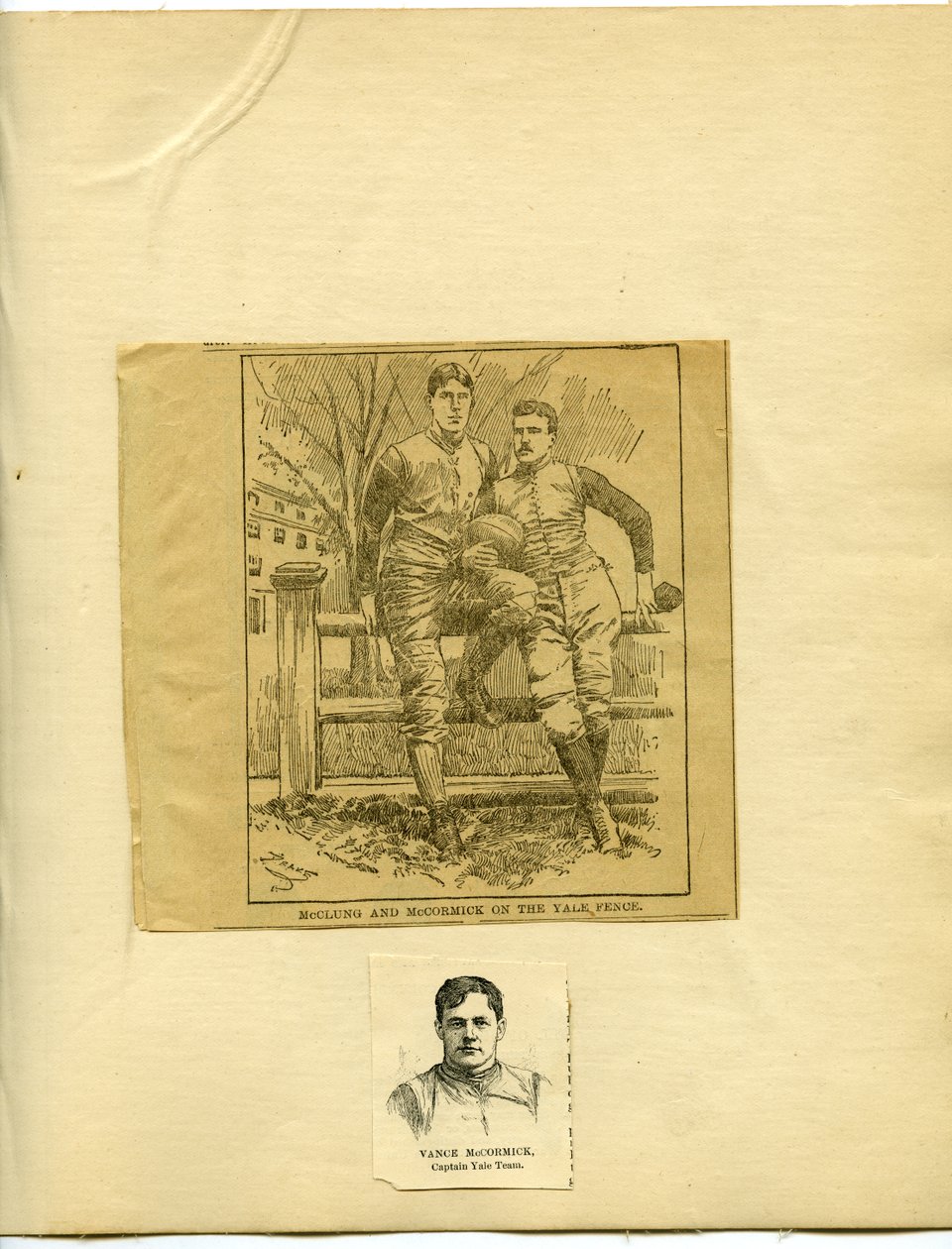 Yale Çitinde McClung ve McCormick by Unknown
