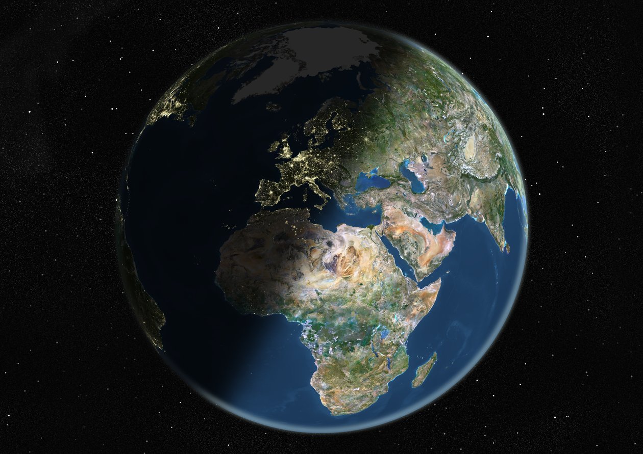 Avrupa ve Afrika Merkezli Küre, Gerçek Renkli Uydu Görüntüsü by Unknown