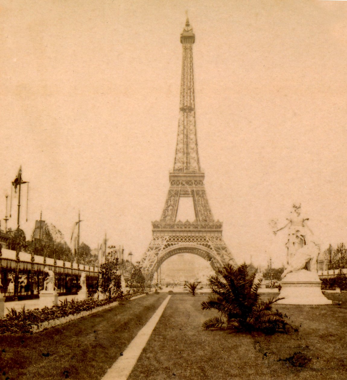 Jardin du Champ de Mars, Paris, Fransa