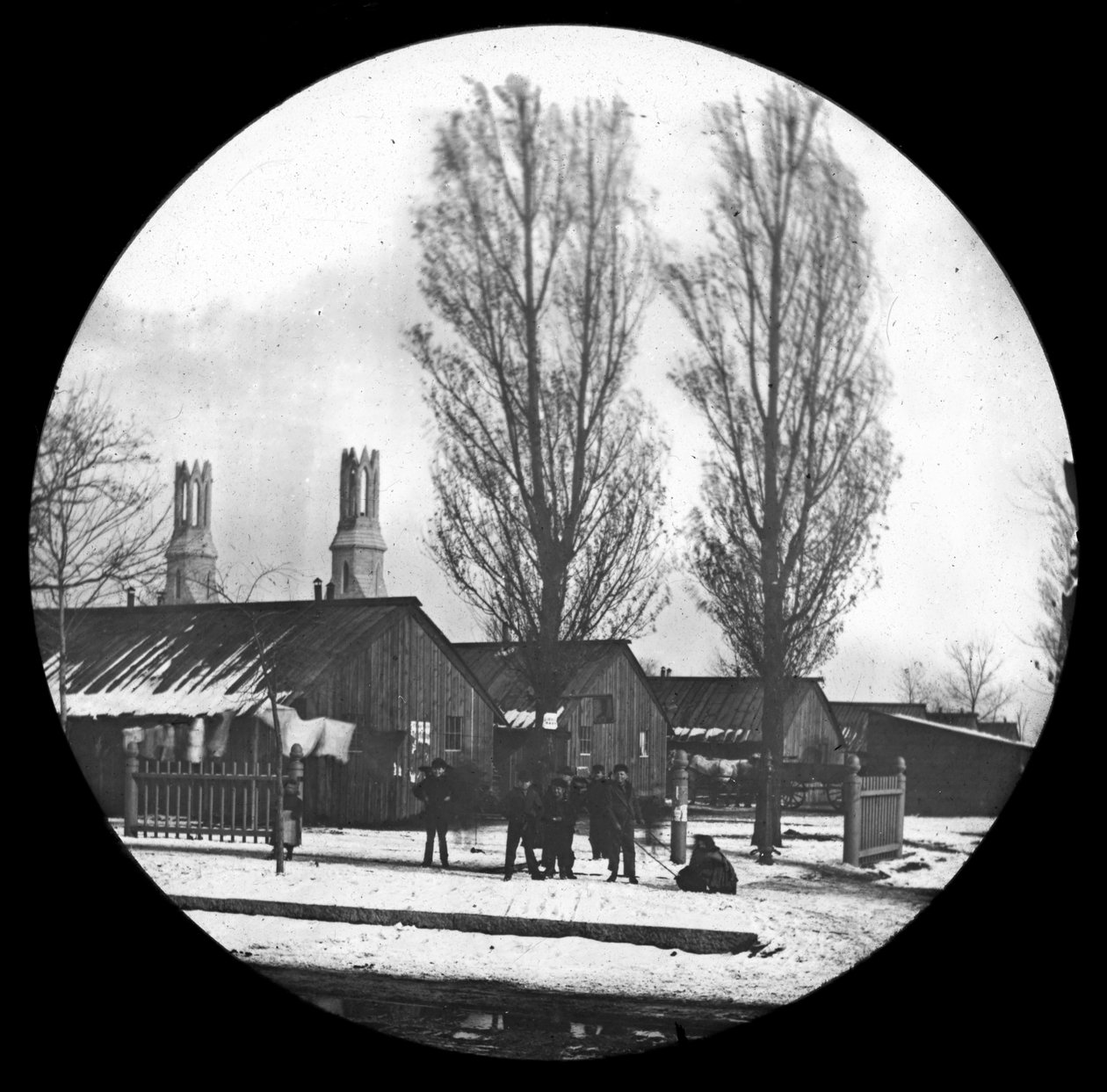 Büyük Şikago Yangınından Sonra Washington Park Kışlası, 1871 dolayları (cam fener kaydırağı) by American Photographer