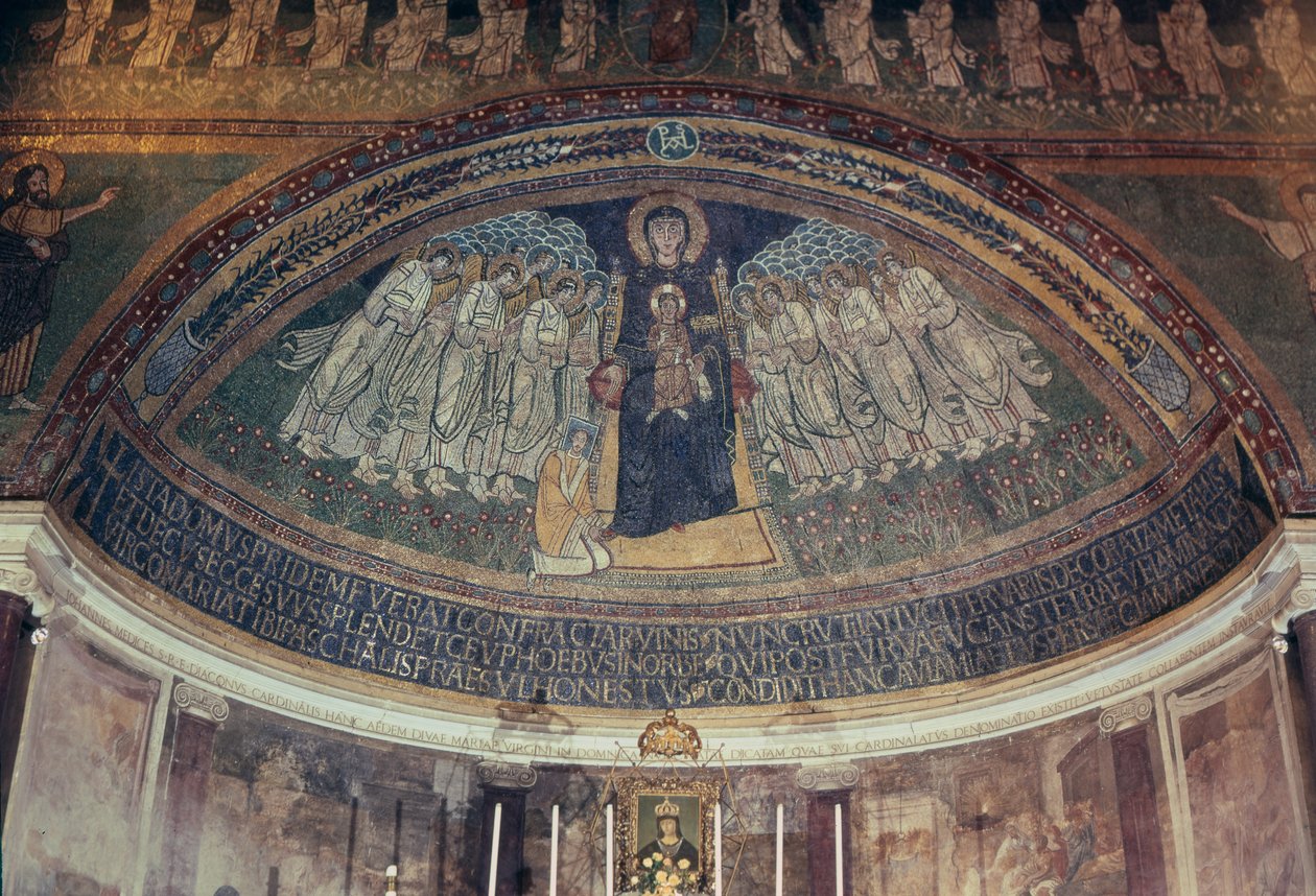 Papa Paschal I (817-24), Bakire ve Çocuğun ayaklarında, apsisten (mozaik) by Byzantine School