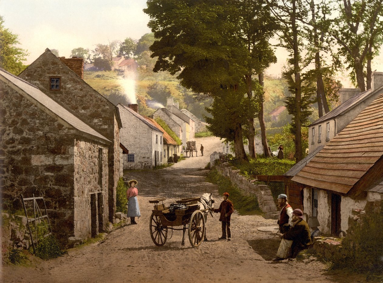 Glenoe Köyü, Antrim İlçesi, pub. c.1890 - 1900 (krolitograf) by English Photographer