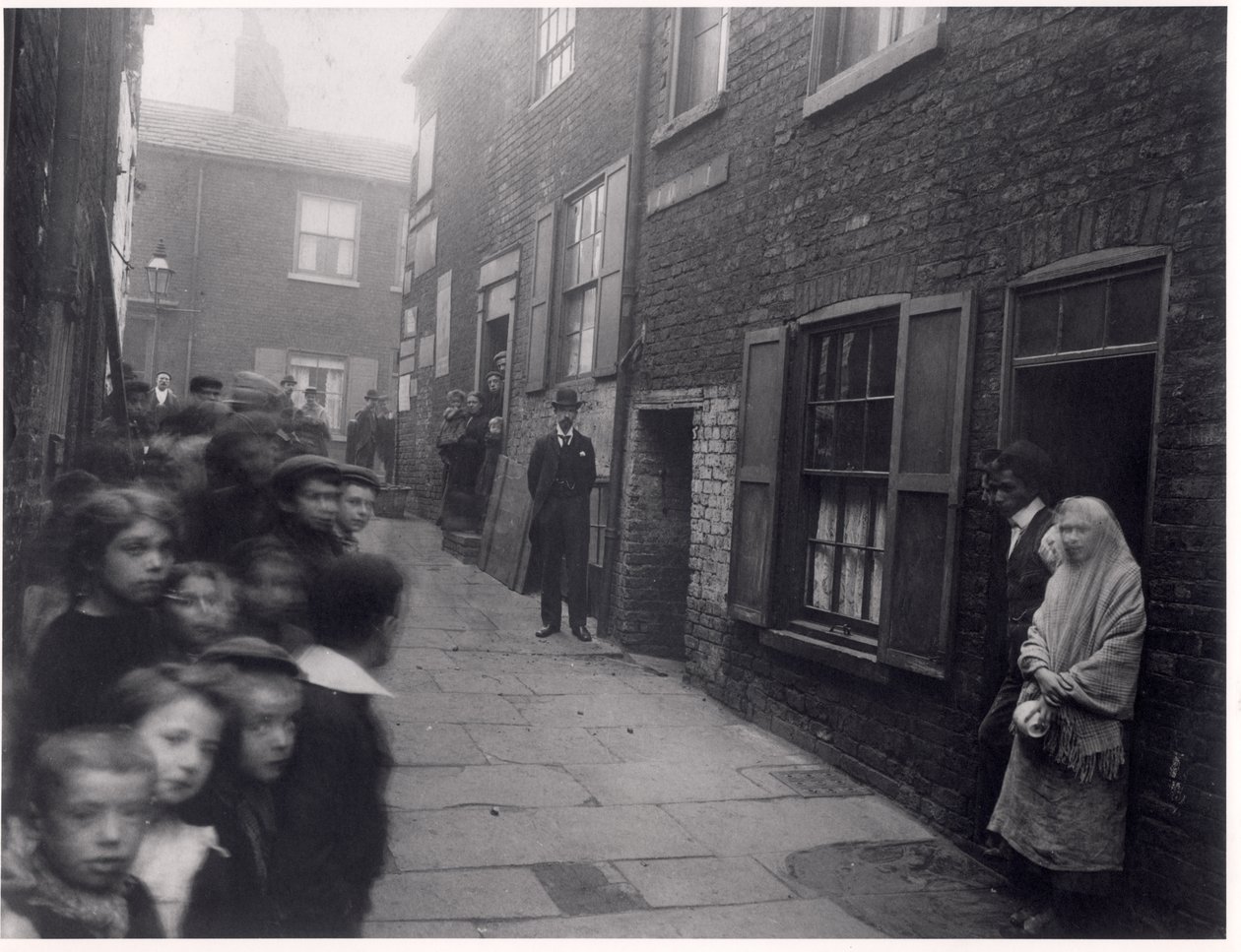 Sıhhi müfettiş, Leeds, 1899 by English Photographer