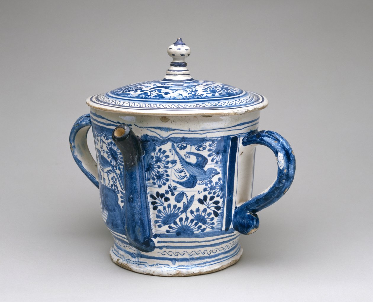 Posset Tencere ve Kapak, c.1632 (kalay sırlı çömlek) by English School