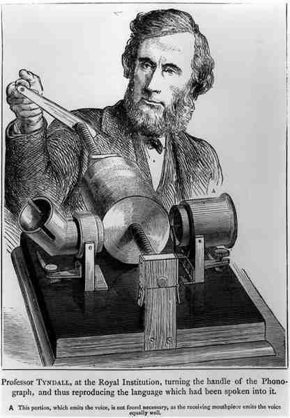 Profesör John Tyndall (1820-93), Kraliyet Enstitüsünde Fonografın Sapını Çeviriyor by English School