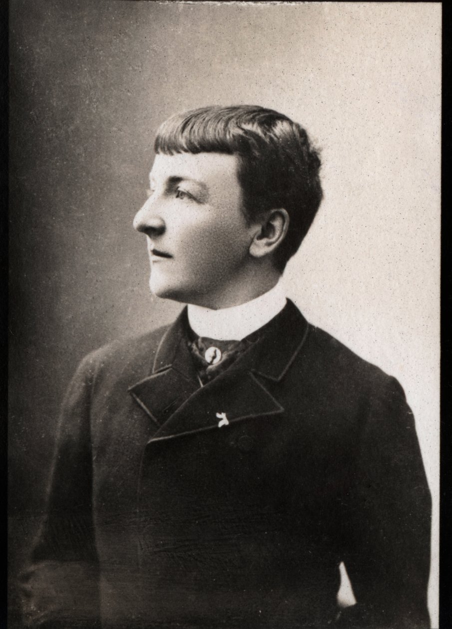Jane Henriette Magre (1851-1916), Fransız arkeolog ve yazar portresi. by French Photographer