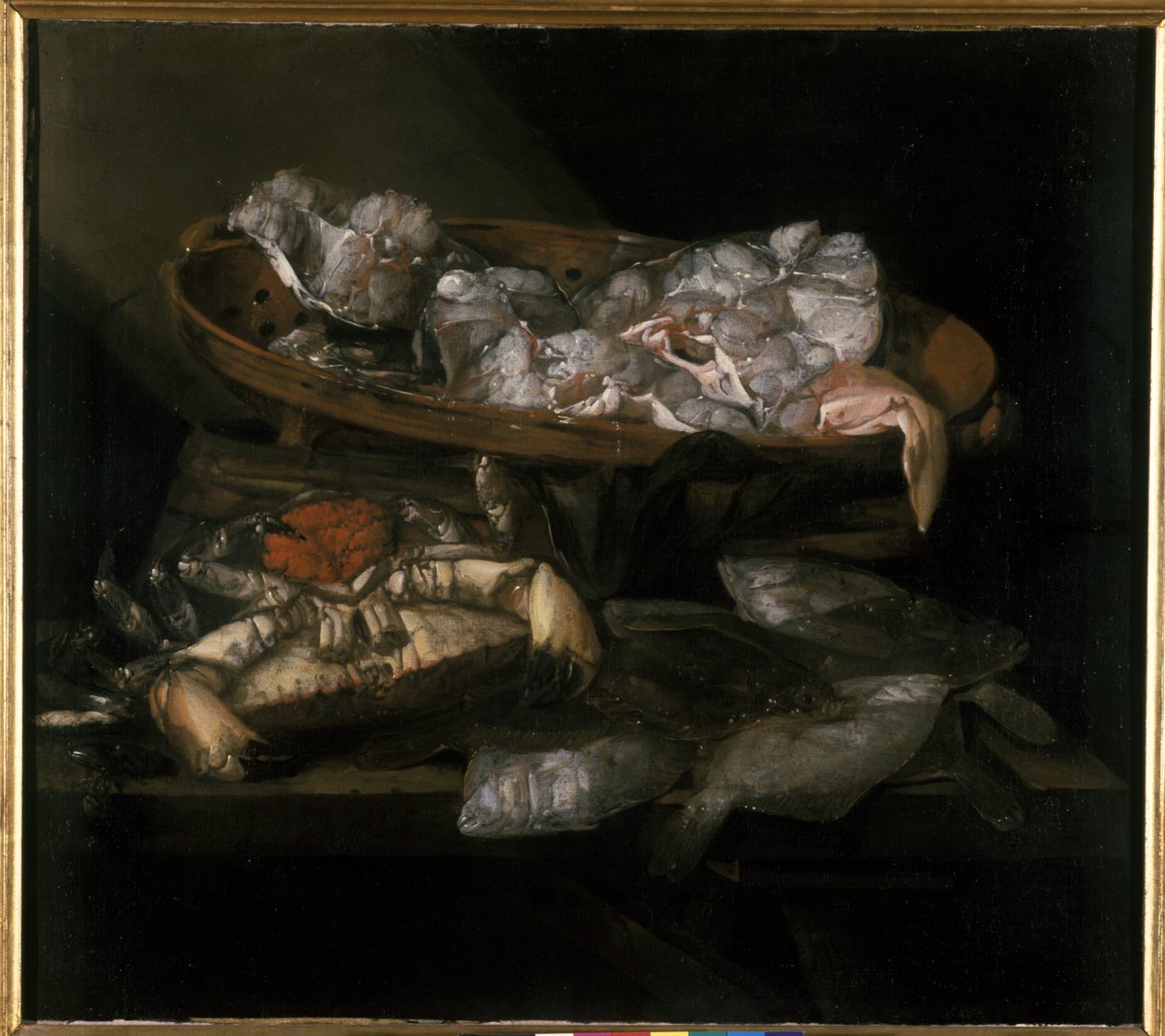 Yassı balık ve yengeç ile natürmort by Abraham Hendricksz van Beyeren