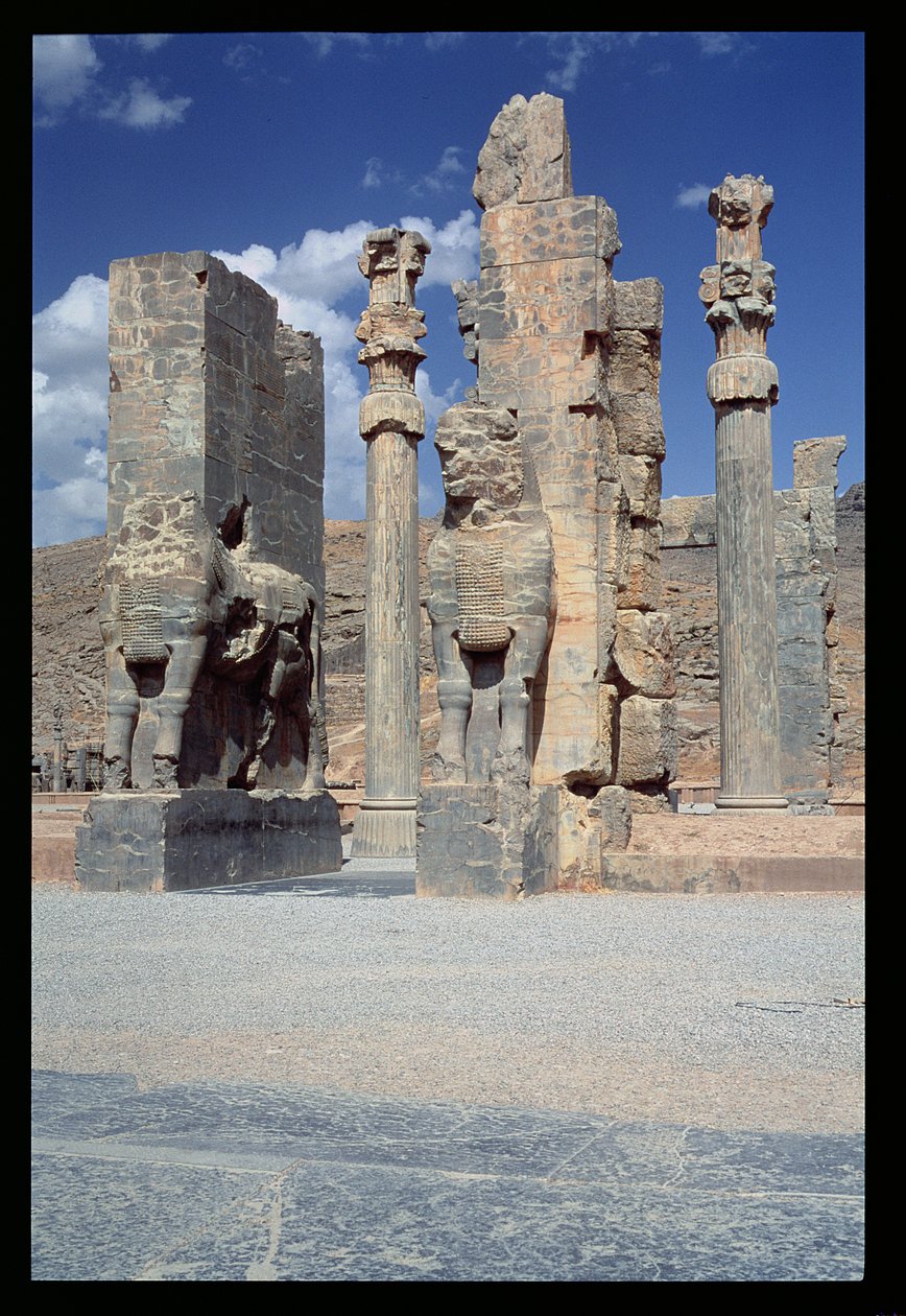 Tüm Milletlerin Kapısı by Achaemenid