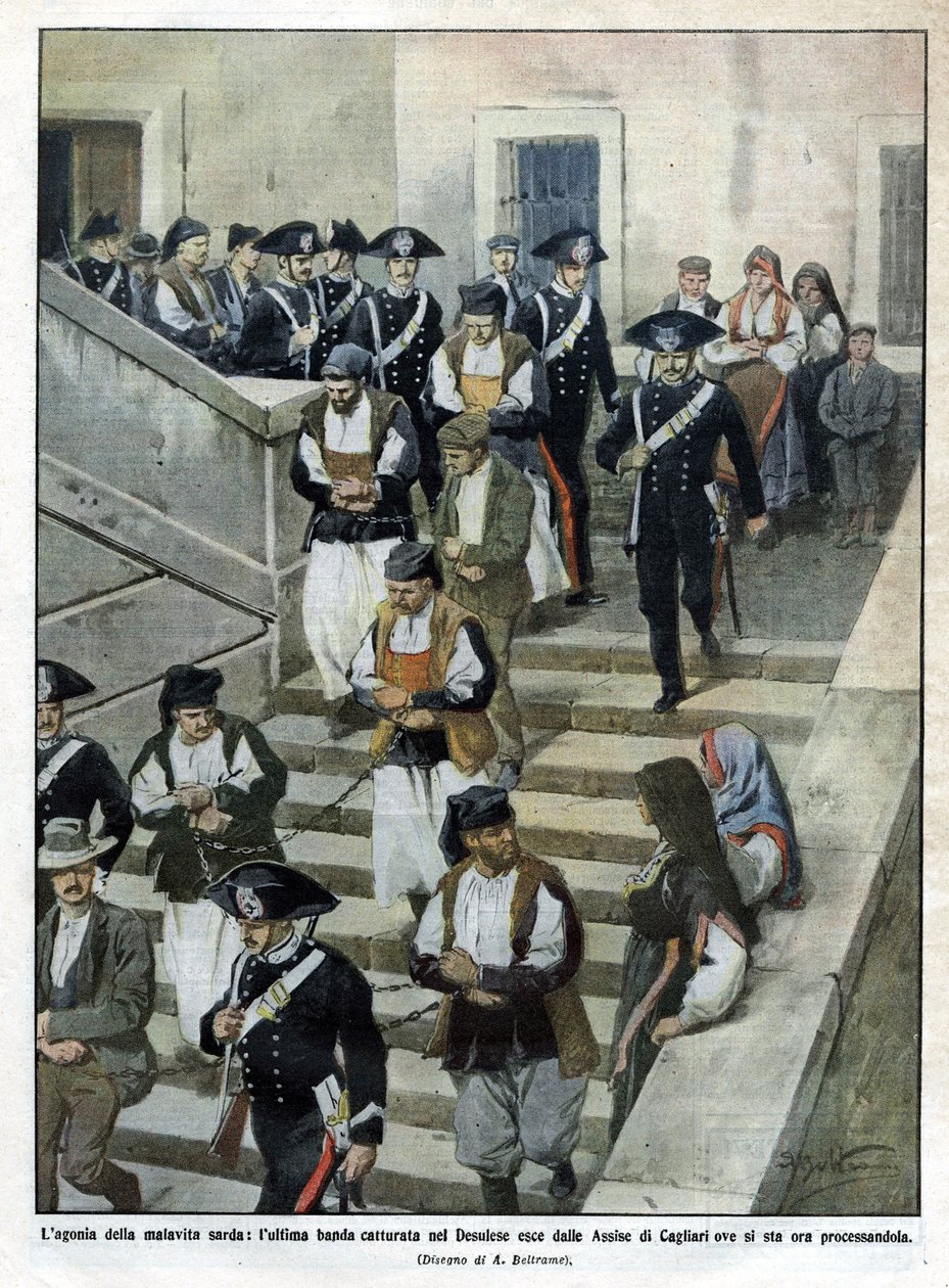Duruşmanın yapıldığı Cagliari'deki Ağır Ceza Mahkemesi'nden ayrıldıklarında Sardunyalı malfratların son çetesi. Beltrame çizimi. La Domenica del Corriere. 07/1913. by Achille Beltrame