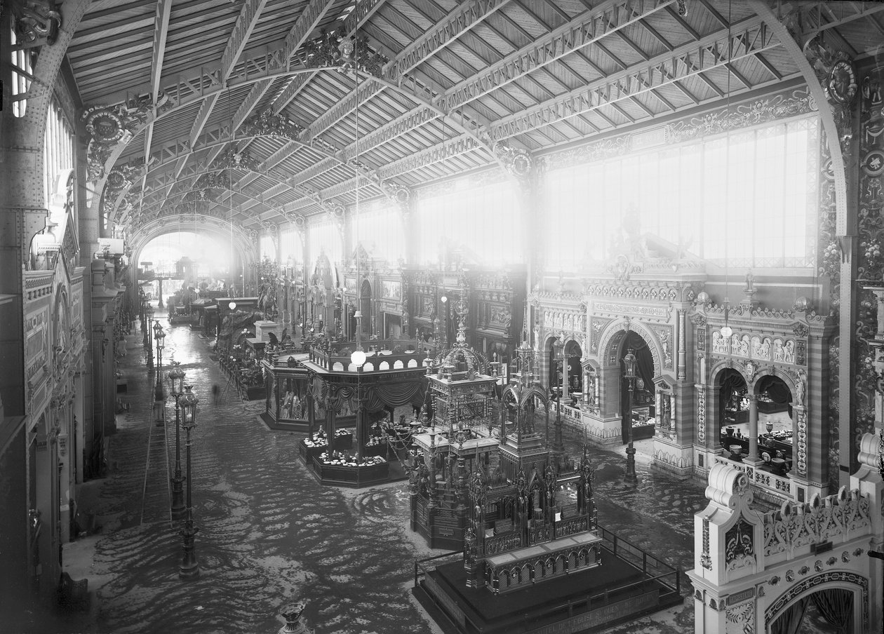 Çeşitli Endüstriler Galerisi, Evrensel Sergi, Paris, 1889 by Adolphe Giraudon