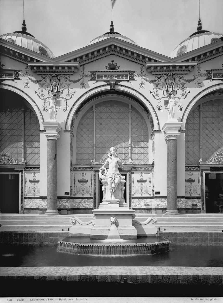Evrensel Sergide portiko ve çeşme, Paris, 1889 by Adolphe Giraudon