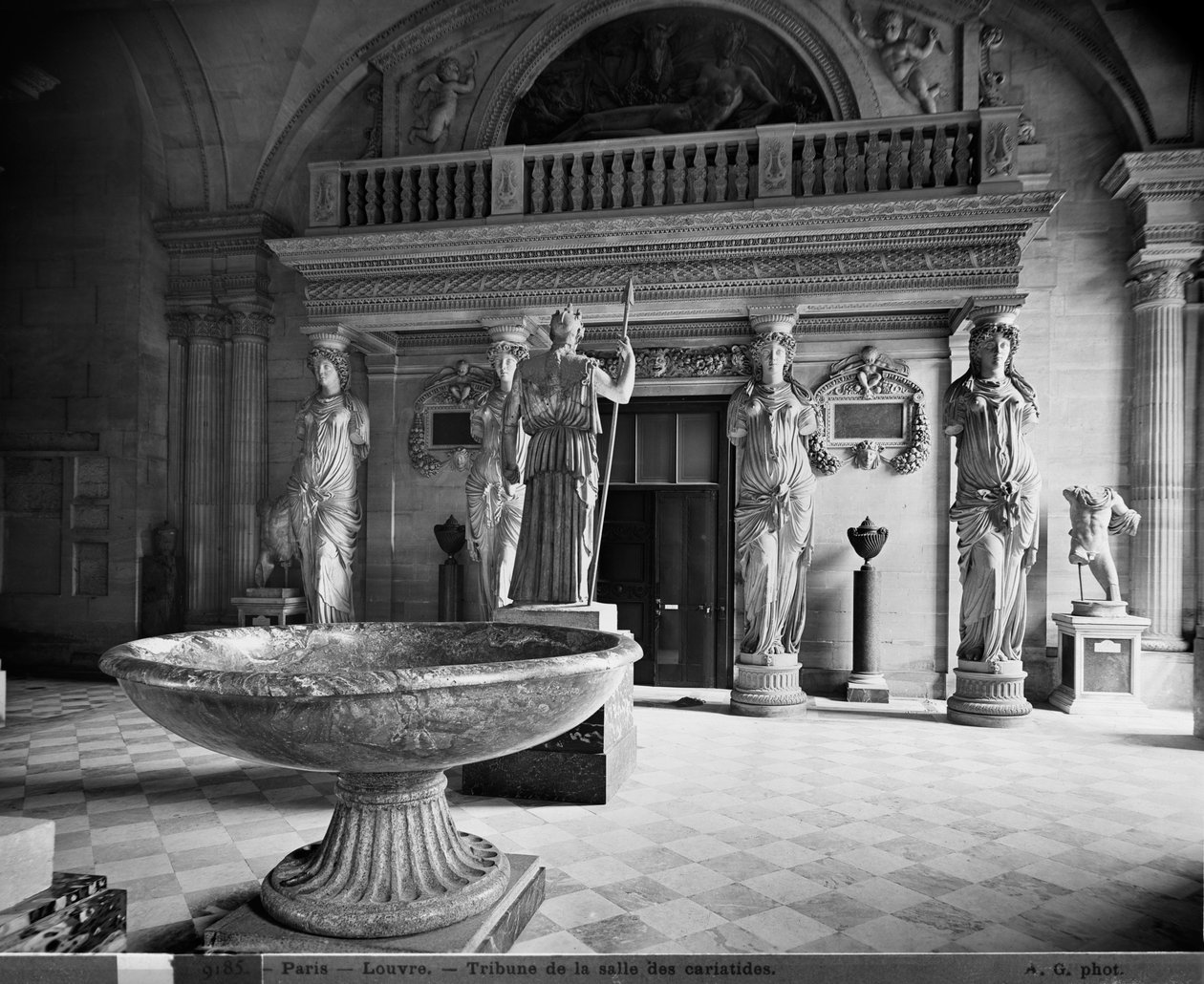Louvre Müzesi