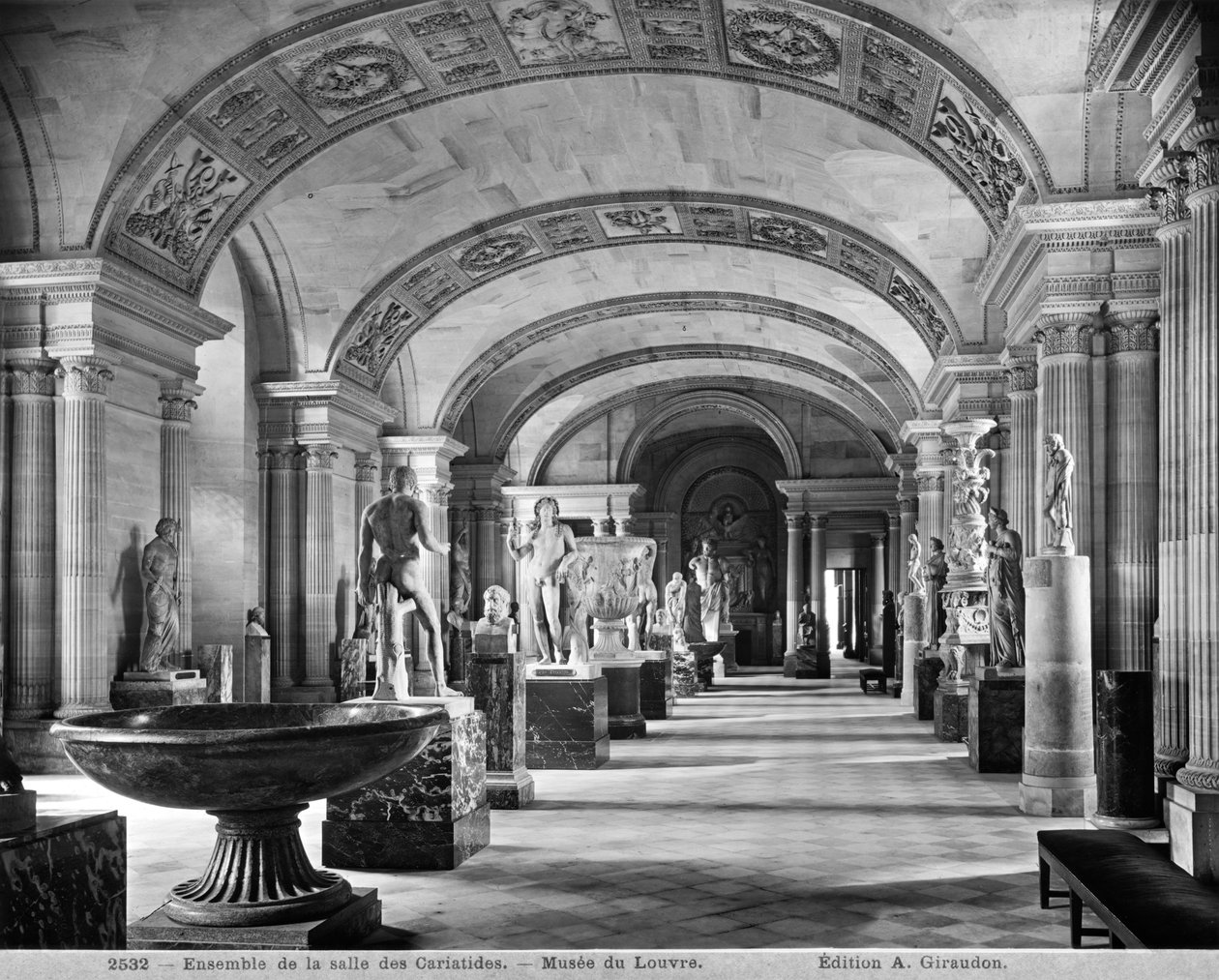 Louvre Müzesi