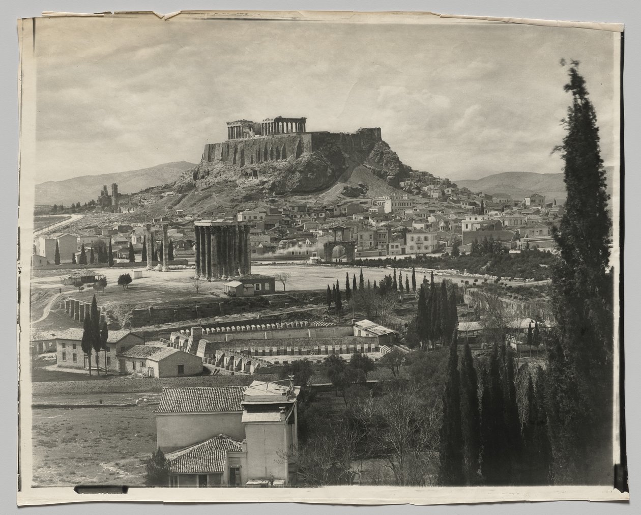 Akropolis manzarası by Adolphe Braun and Co.