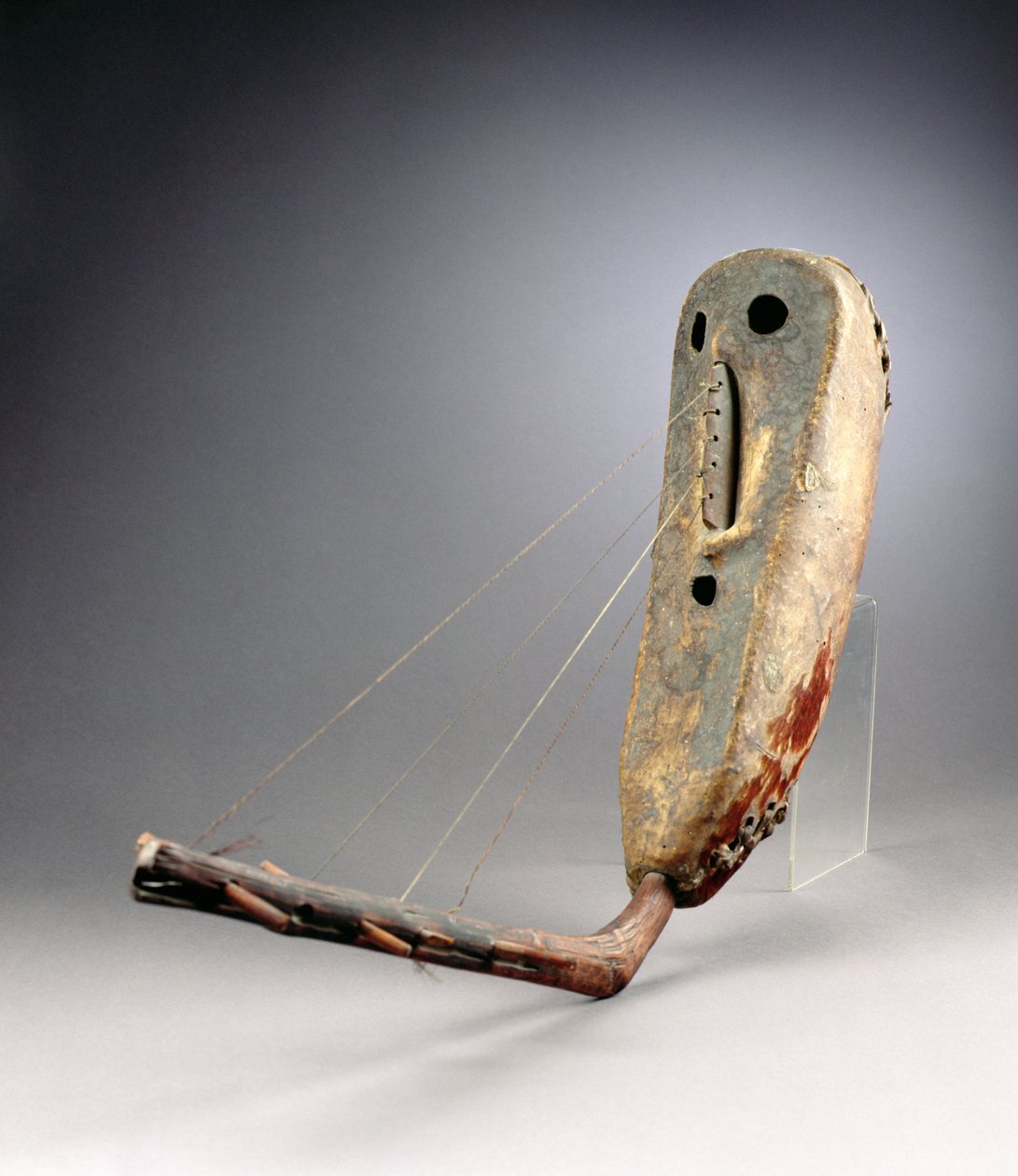 Arp (deri ve ahşap) by African