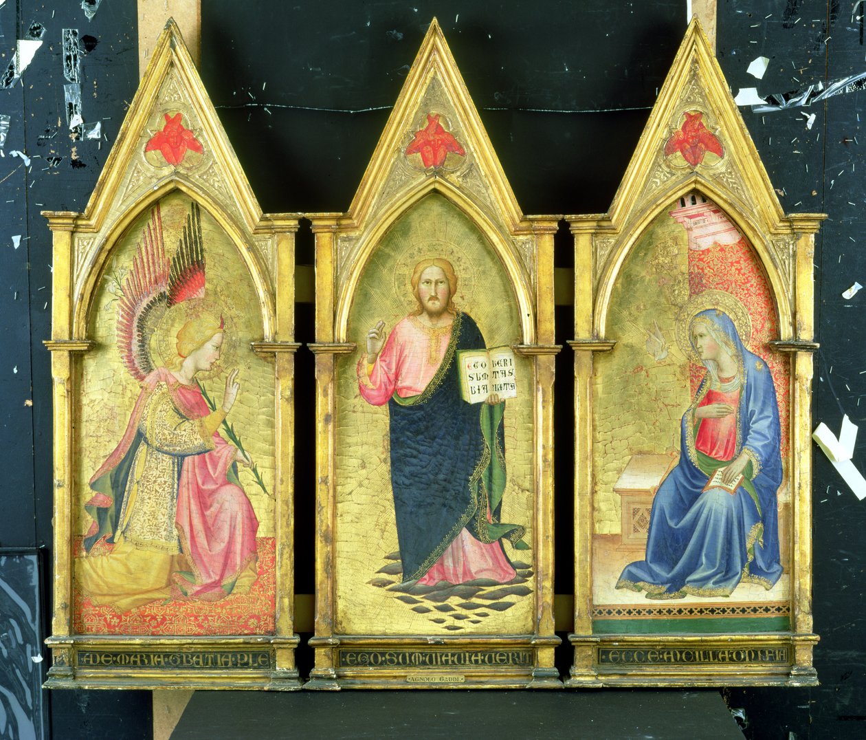 Başmelek Gabriel; İsa Mesih; Altın zemin panellerinde Virgin Annunciate, by Agnolo Gaddi