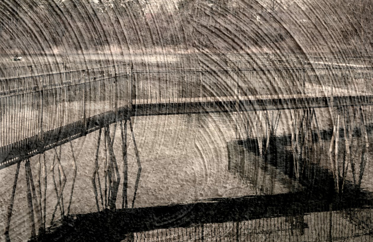 görünmez,2019,(karışık ortam) by Alex Caminker