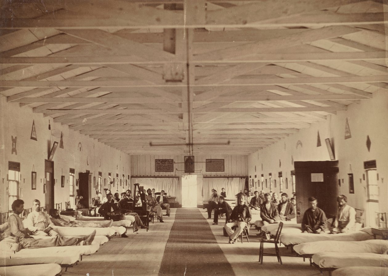 Armory Square Hastanesi, Koğuş Koğuşunun İçi, ca. 1863. by Alexander Gardner.