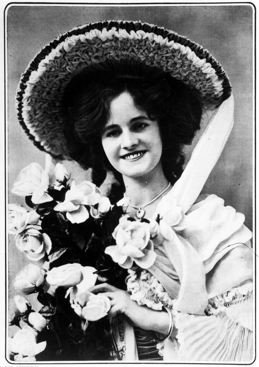 Bayan Gertie Millar, c.1910 by Alfred Ellis & Walery