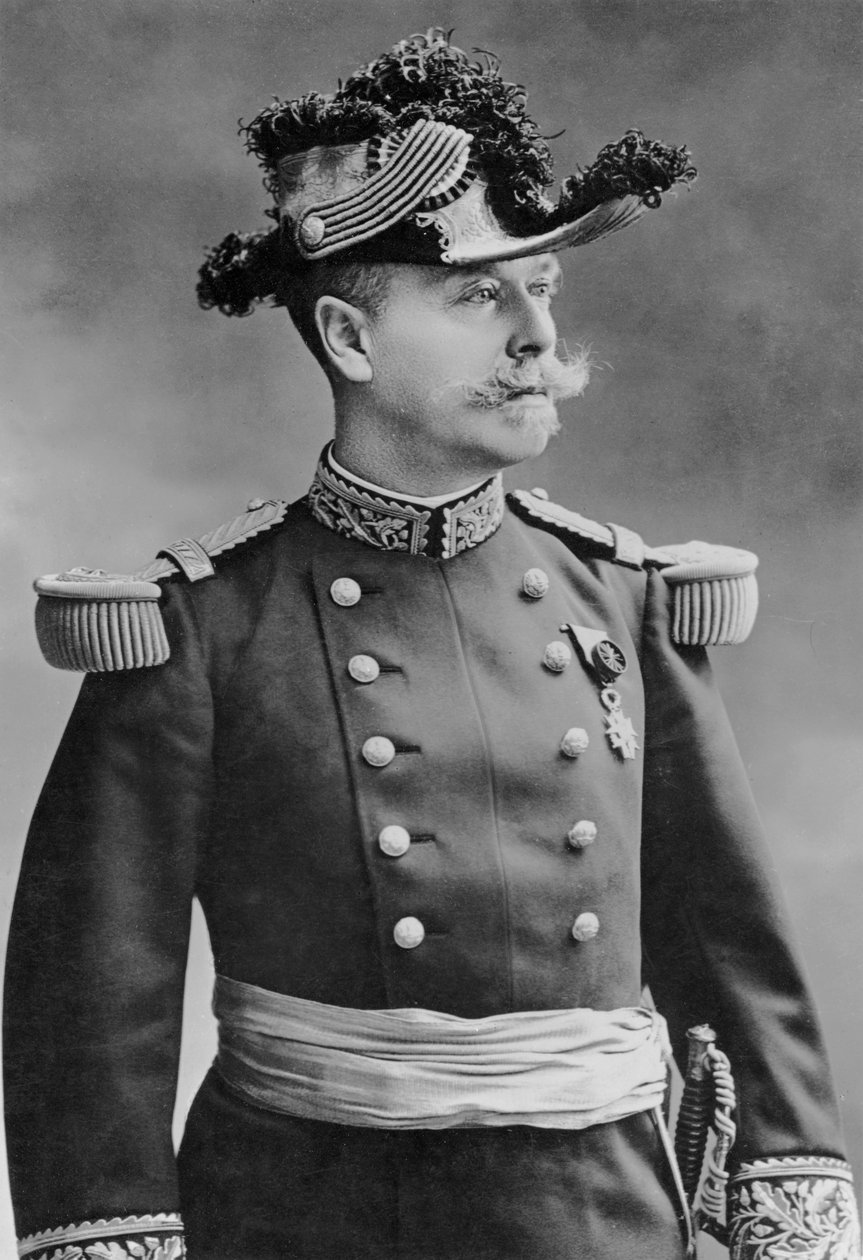 General Poline bw fotoğraf portresi by Alfred Ellis