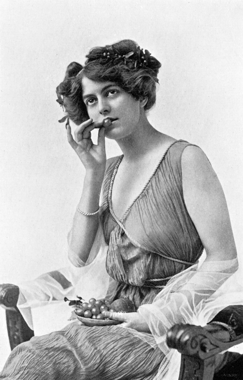 Irene Warren, 1908-1909. by Alfred Ellis and Walery