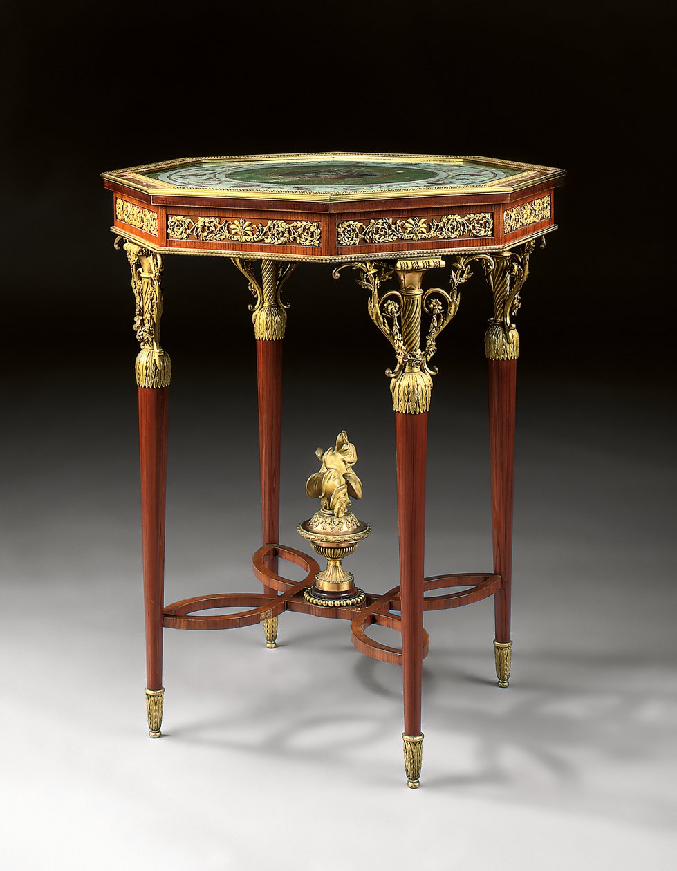 Louis tarzı bir gerilla (ormolu, maun ve guaş) (ayrıca bkz. 362848) by Alfred Emmanuel Louis Beurdeley