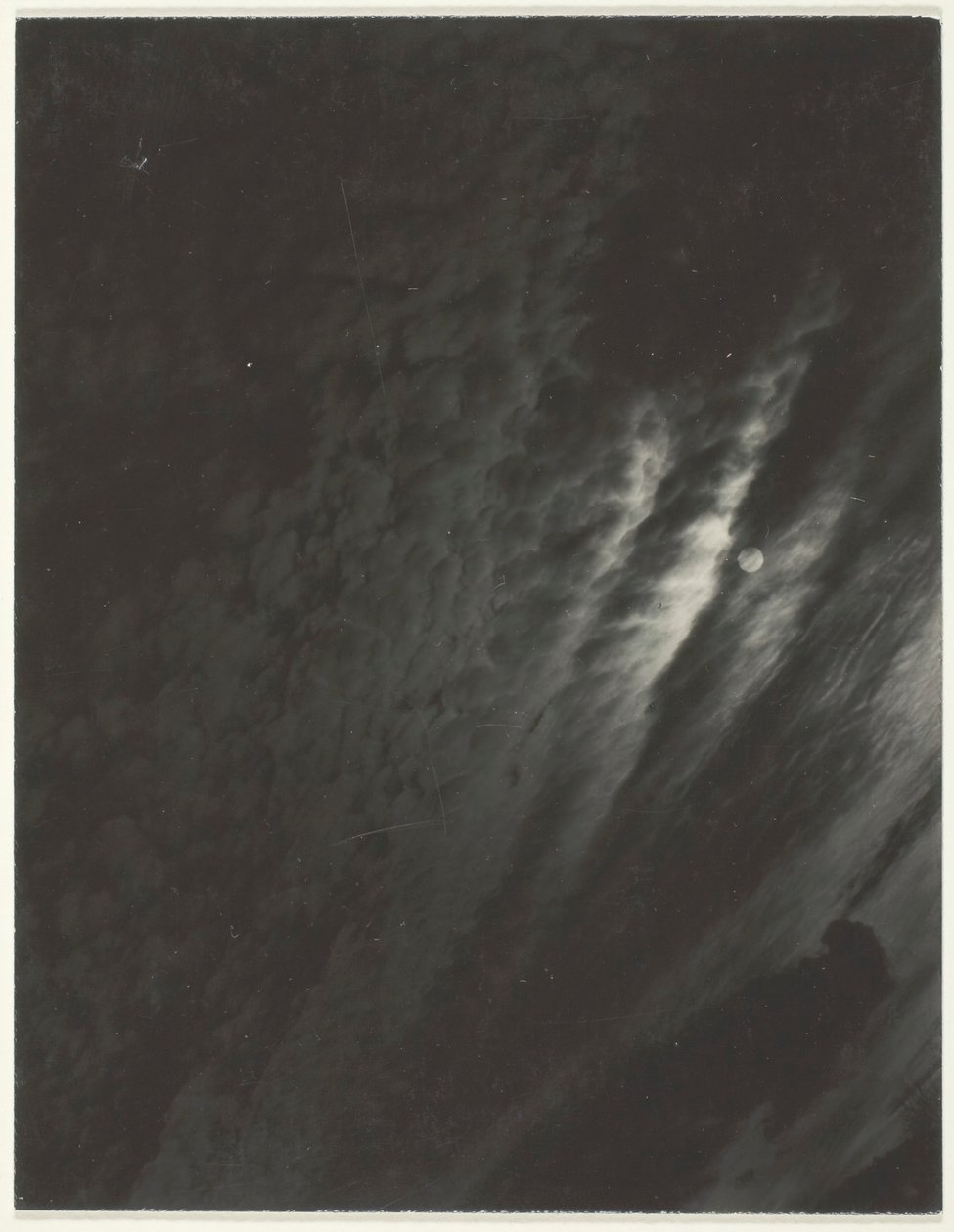 Eşdeğeri, Set A Third Set, Baskı 4, 1929. by Alfred Stieglitz