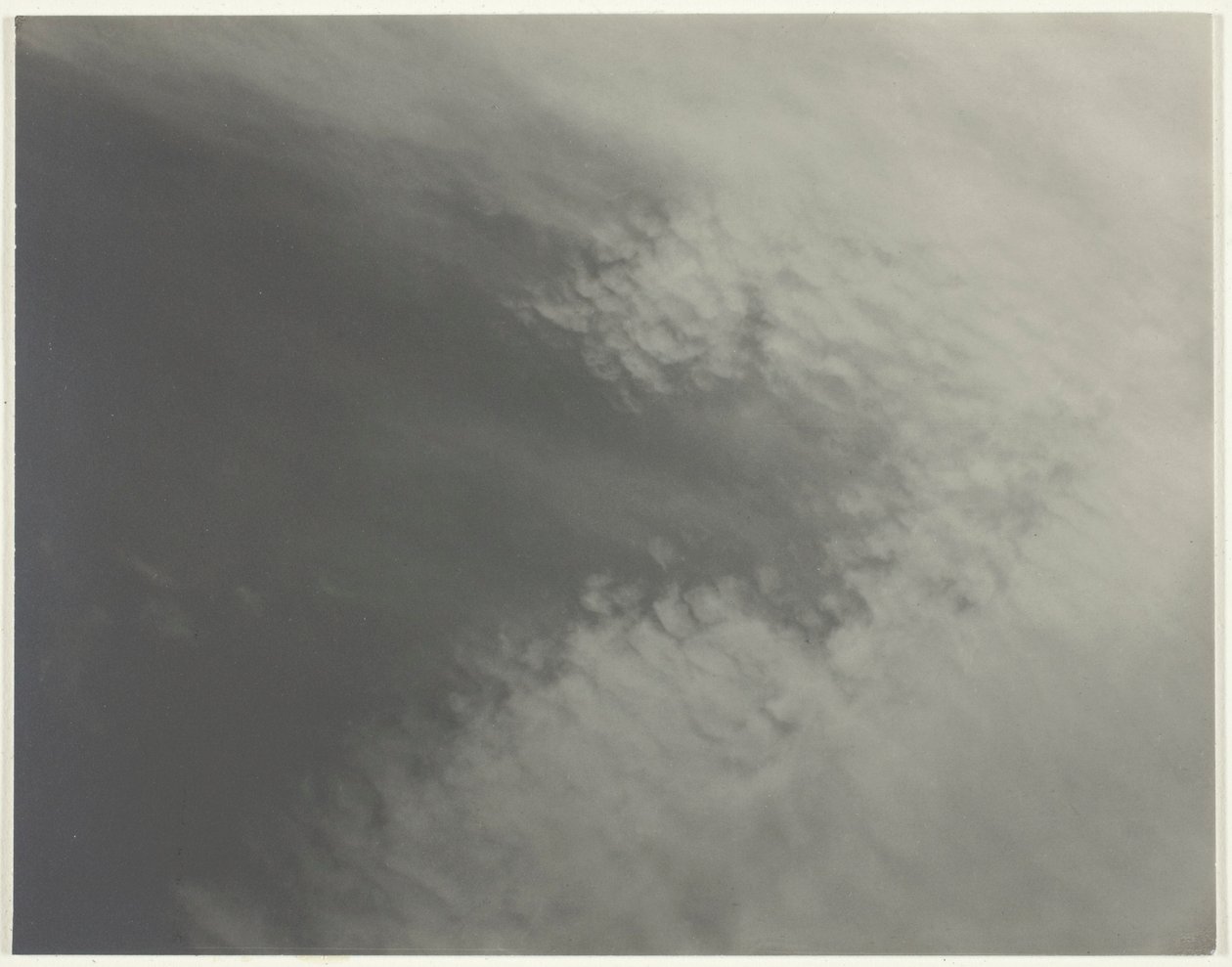 E Setinden Eşdeğeri (Baskı 1) by Alfred Stieglitz