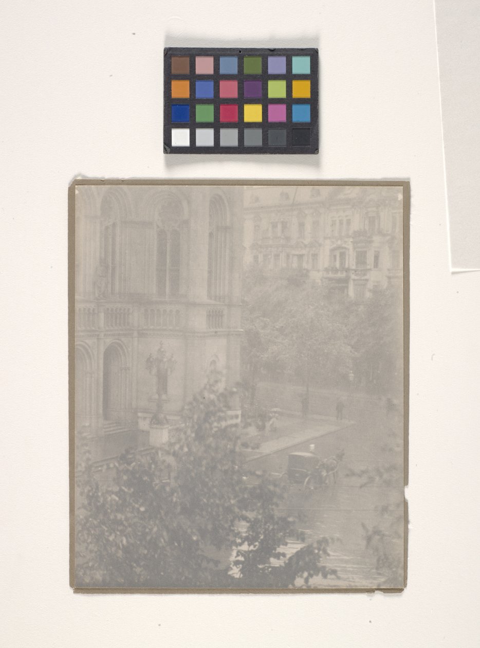 Anlık Görüntü--Penceremden, Berlin (fotogravür) by Alfred Stieglitz