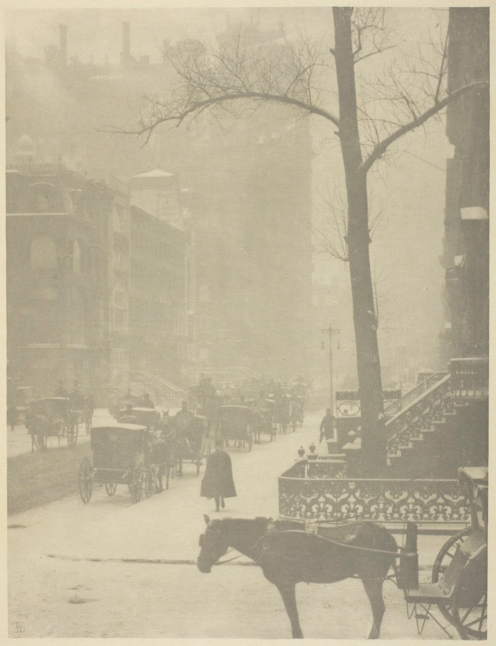 Sokak, Beşinci Cadde by Alfred Stieglitz
