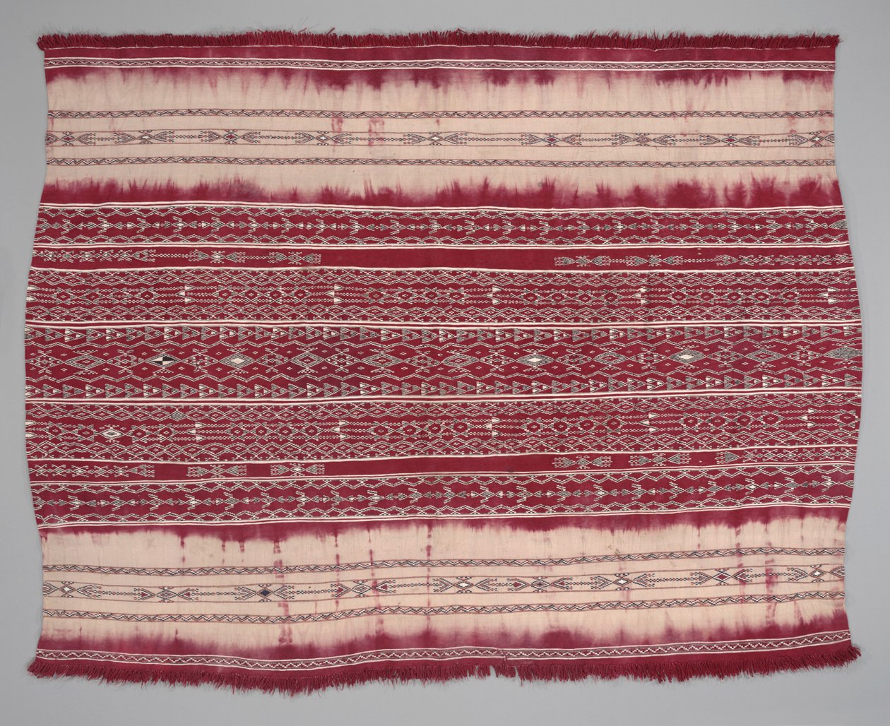 Kadın örtüsü (aksel), 19. yüzyıl sonu (yün ve pamuk) by Algerian School