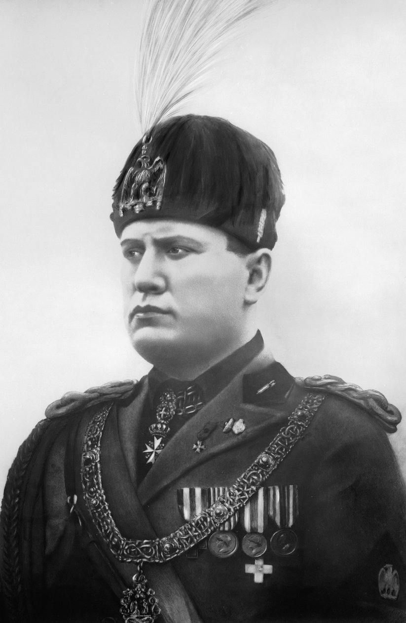 Benito Mussolini (s/b fotoğraf) by Fratelli Alinari