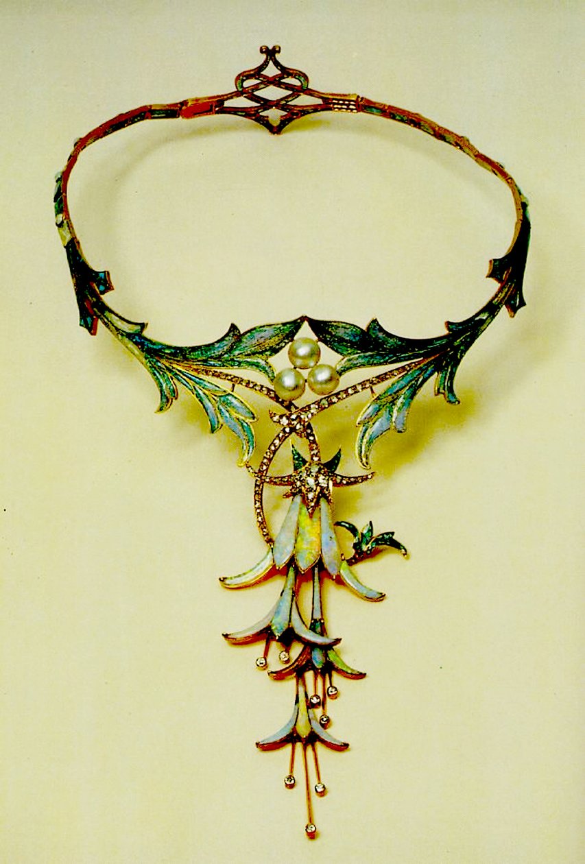 Kolye, 1905 (opal, safir, pırlanta ve altın) by Alphonse Mucha