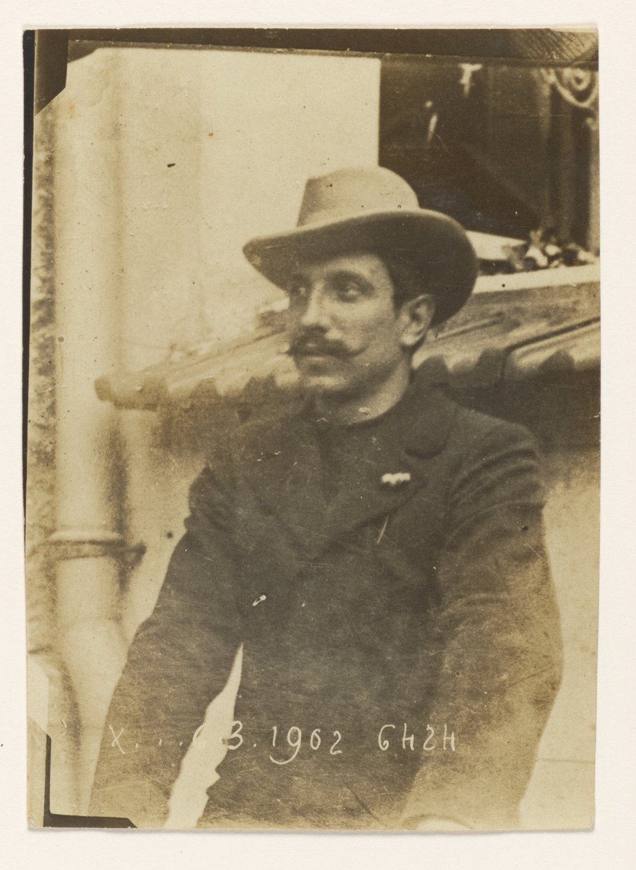  by Alphonse Bertillon