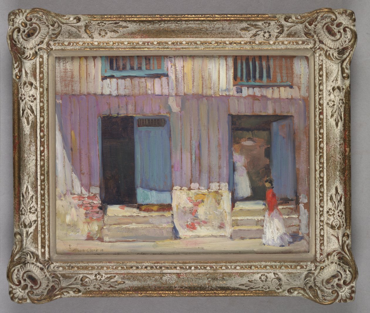 Binaların önünde yürüyen kadın by Alson Skinner Clark