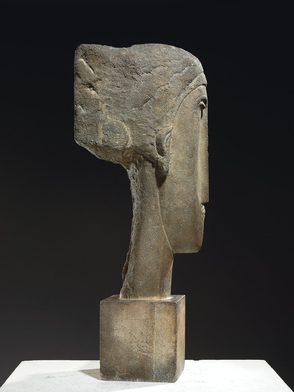 Kafa, c.1910-12 (kireçtaşı) by Amedeo Modigliani