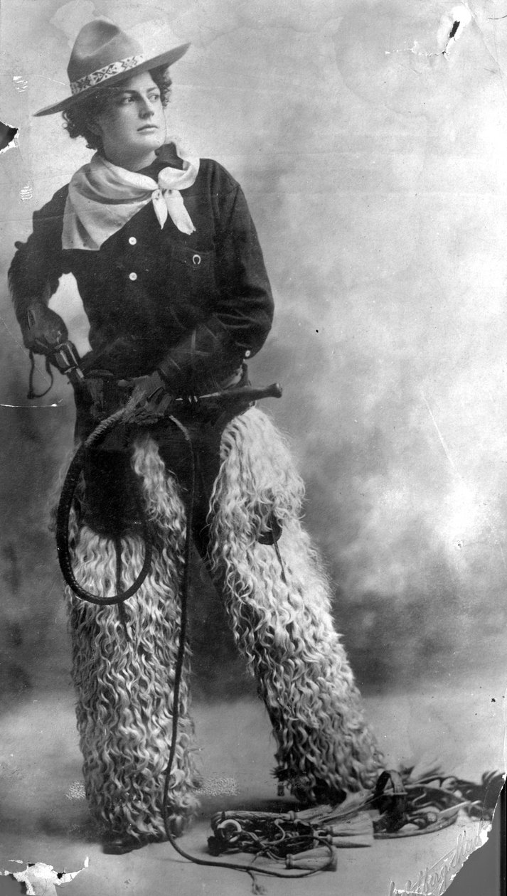 Adele Voughle, kovboy kız, 1880-1900 dolayları by American Photographer