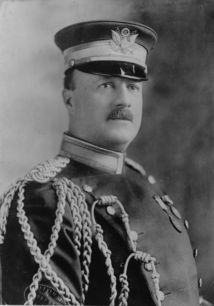 Kaptan Archibald Willingham Poposu, 1909 by American Photographer