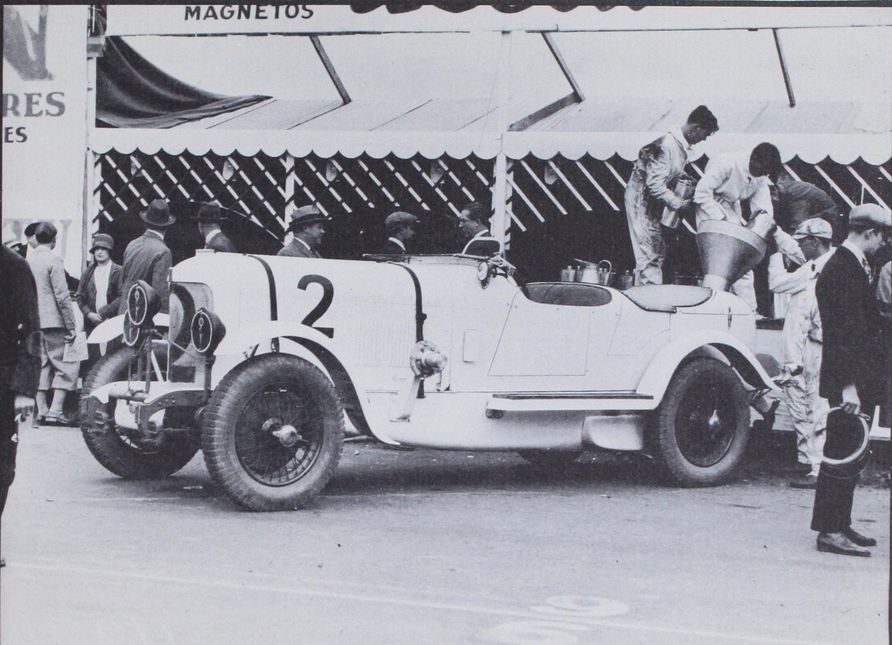 DuPont Motorlu Arabalar, 1921 by American Photographer