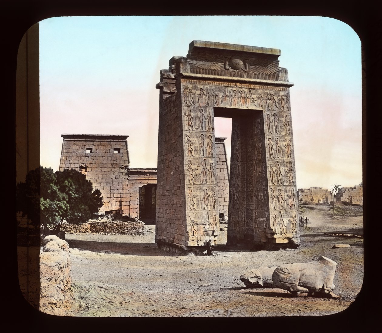 Mısır - Karnak kapısı ve pilon (fener kaydırağı) by American Photographer