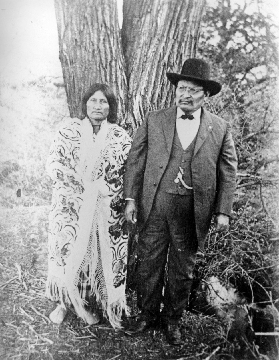 Yalnız Kurt ve karısı, c.1890-1910 by American Photographer