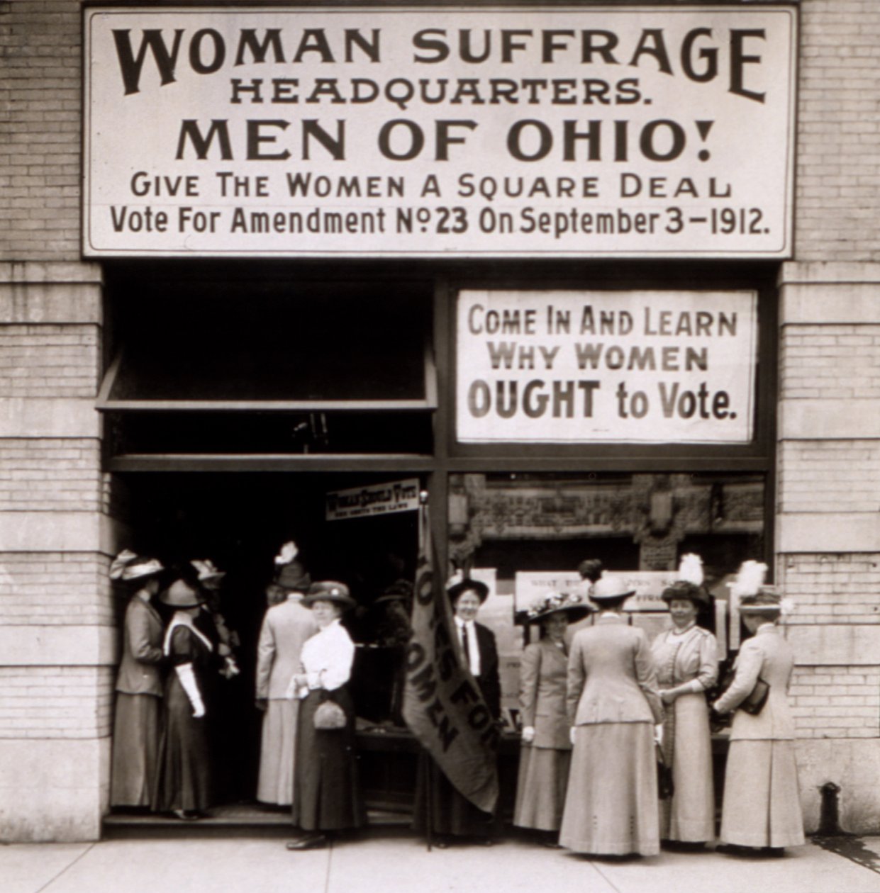Ohio Kadınlara Oy Hakkı Genel Merkezi, 1912 by American Photographer