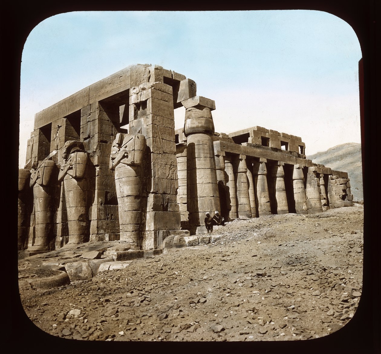 Teb - Ramesseum (fener kaydırağı) by American Photographer