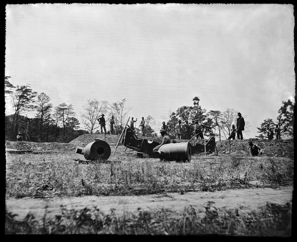 Birlik iş detayı Petersburg, Virginia, 1864 yazında yakın havanları kurmaya hazırlanıyor by American Photographer