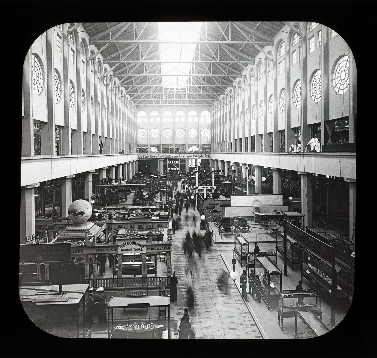 Dünyalar Kolomb Sergisi: New York Eyalet Binası, Chicago, 1893 (fener kaydırağı) by American Photographer