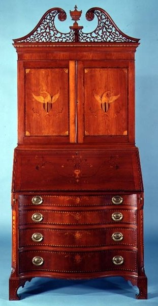 Masa ve kitaplık, maun ve açık ve koyu renkli ahşap işlemeli kiraz ağacı, Connecticut veya Rhode Island, 1790-1810 (maun işlemeli kiraz ağacı) by American School