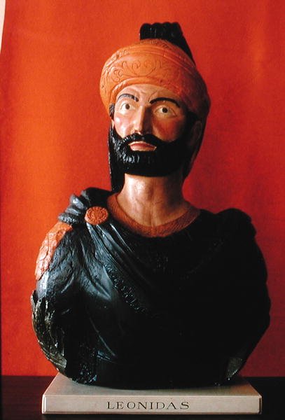 Bir gemi pruvasından Leonidas